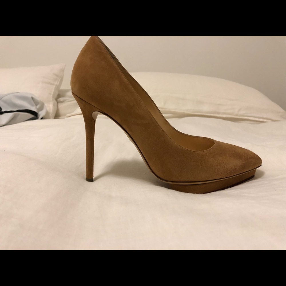 Beige pumps